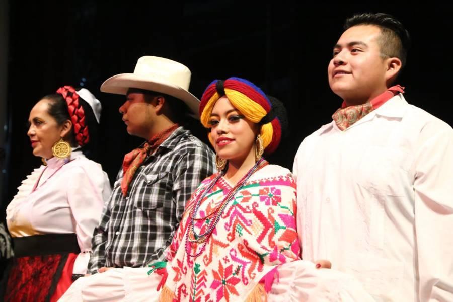 Presentan obra "Raíz Chichimeca"