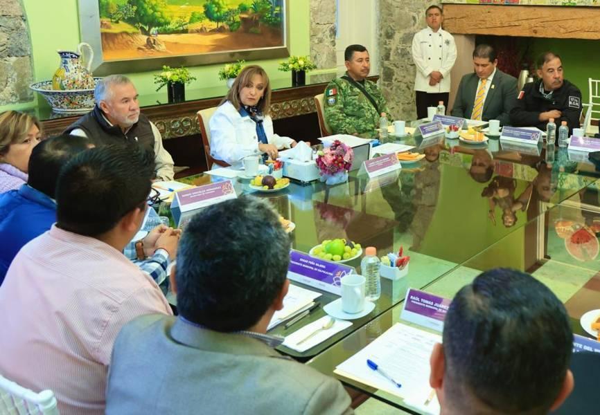 Presentan autoridades estatales estrategia integral para el combate al robo de vehículos 