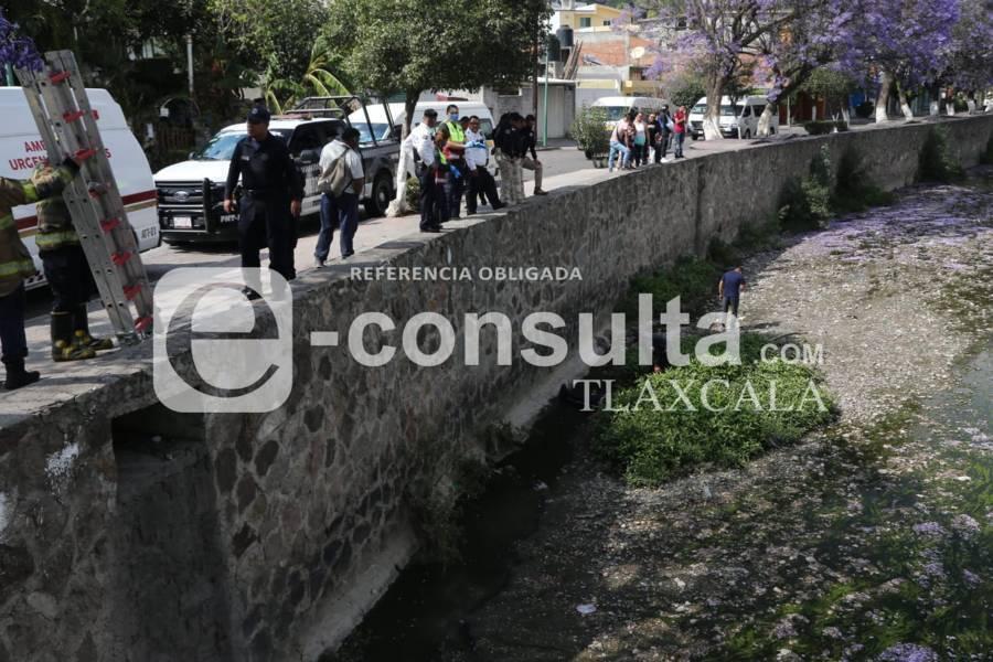 Cae ebrio sujeto al río Zahuapan 