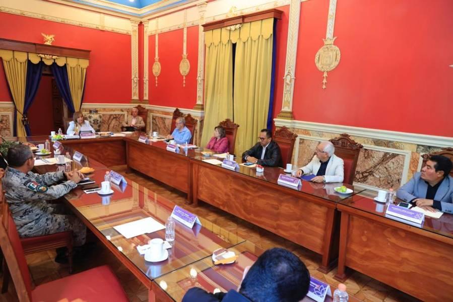 Gobernadora sostuvo reunión para establecer estrategias de combate al robo de vehículos