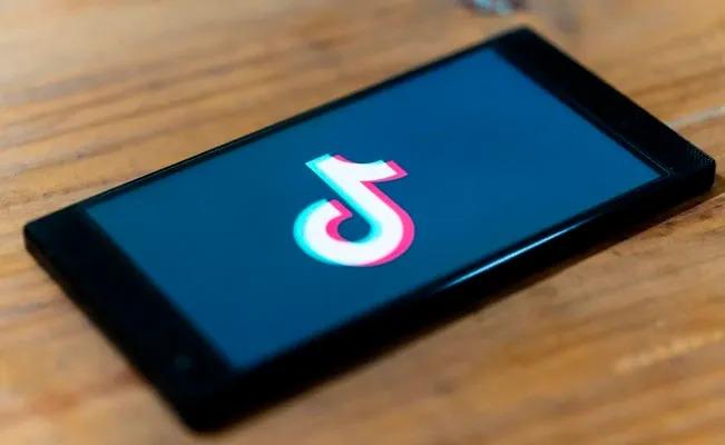 Por un reto viral de TikTok una pequeña se desaparece por 48 horas de su casa