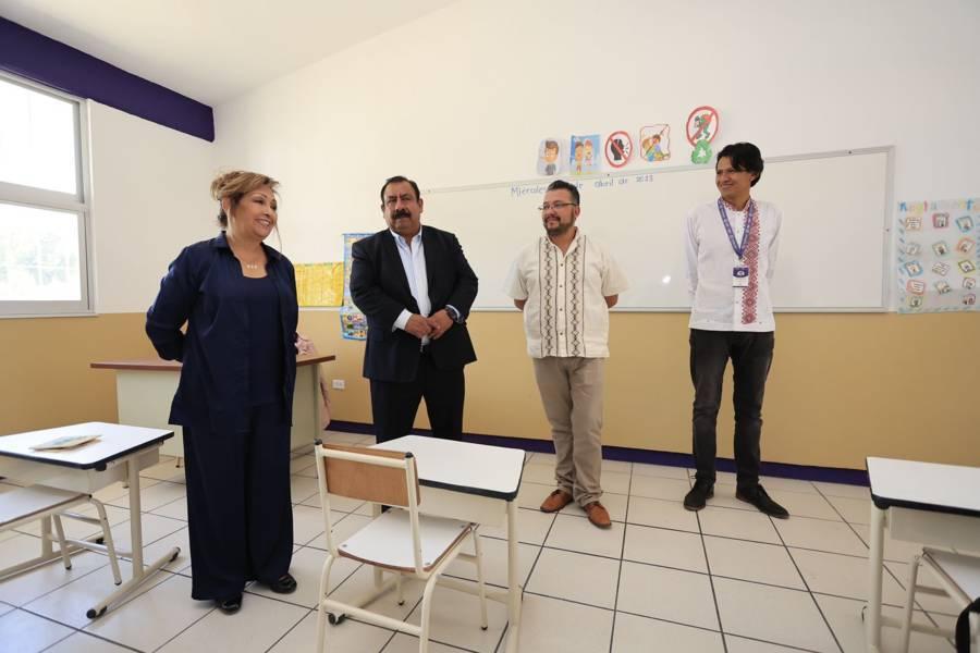 Entregó Gobernadora obras y equipamiento a CAM 17 de Atltzayanca