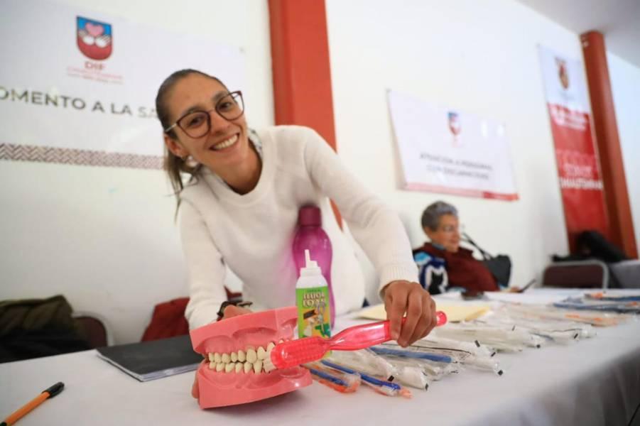 Llega a colonia Industrial de Chiautempan primera Feria de Servicios municipales del SMDIF
