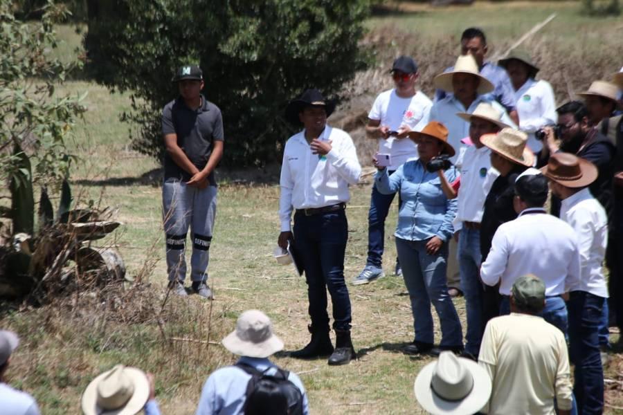 Autoridades y vecinos buscan salvar la laguna de Acuitlapilco 
