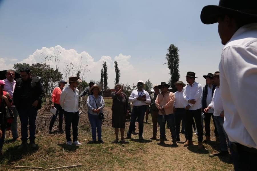 Autoridades y vecinos buscan salvar la laguna de Acuitlapilco 