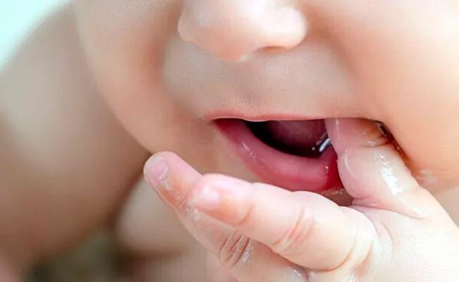 Francia: Por unas píldoras de su madre, una niña es intoxicada con droga