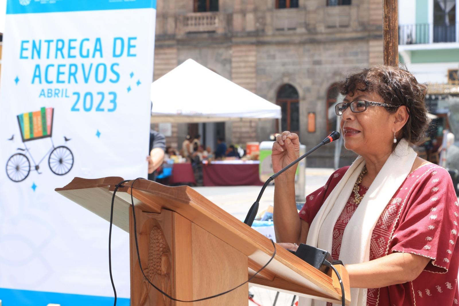 Entregaron Gobierno del Estado y federación acervos para salas de lectura  