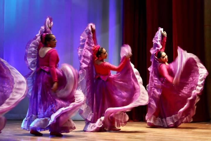 Celebra UATx día Internacional de la danza 