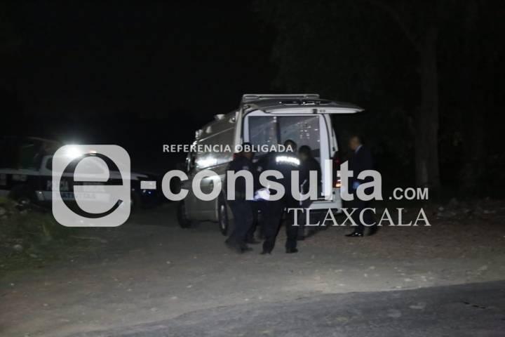 Muere motociclista tras derrapar en Nativitas; otro hombre resulta lesionado 