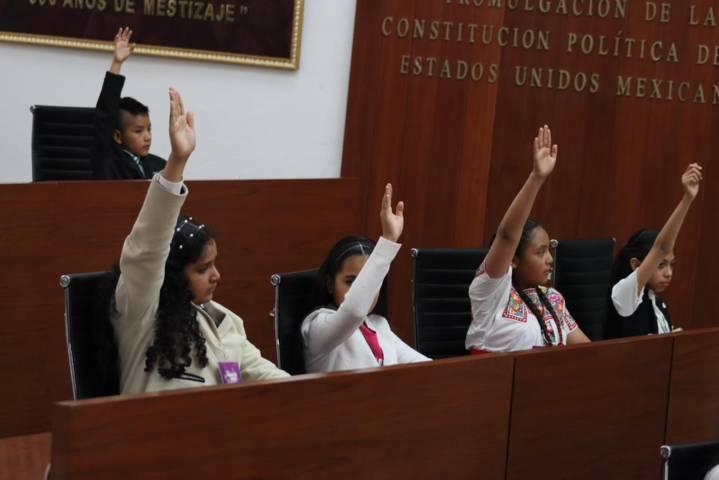 Se lleva a cabo el décimo cuarto Parlamento Infantil 