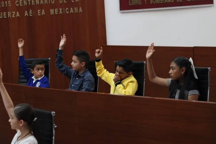 Se lleva a cabo el décimo cuarto Parlamento Infantil 