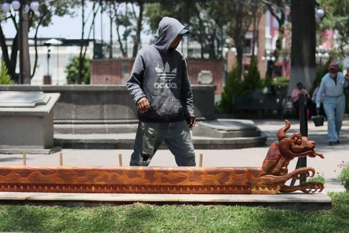 Retiran letras de monumentales de Tlaxcala ante la amenaza de manifestantes 