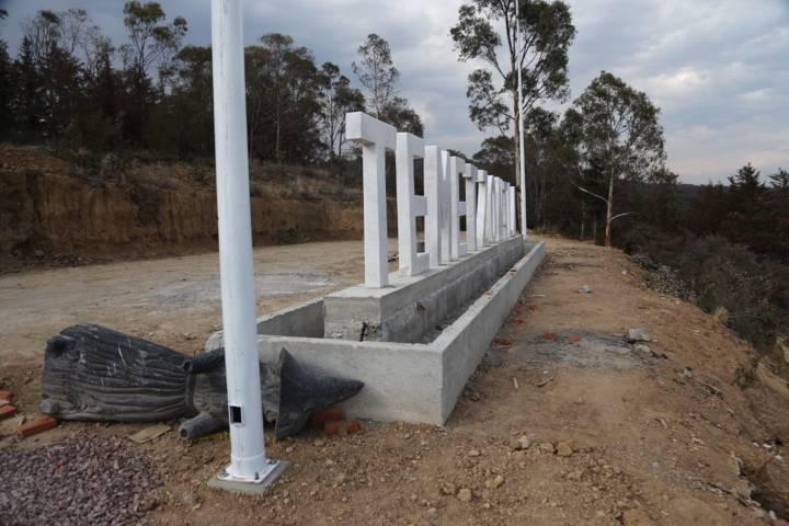 Continúan trabajos en el mirador de las "brujas" de Temetzontla 