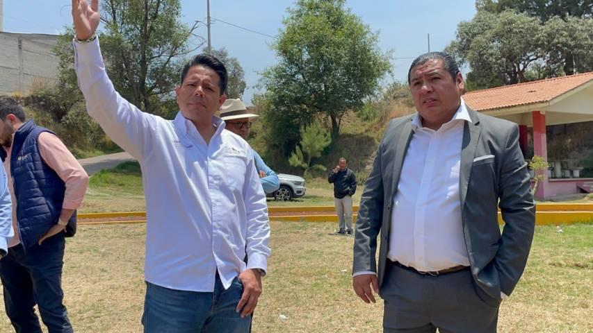 Recibe Eddy Roldán al Secretario del Medio Ambiente del Estado en la Reserva natural de las Cuevas en Contla