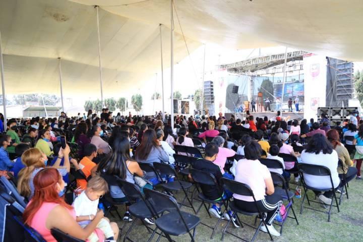Magna celebración del Día del Niño y la Niña en Chiautempan 