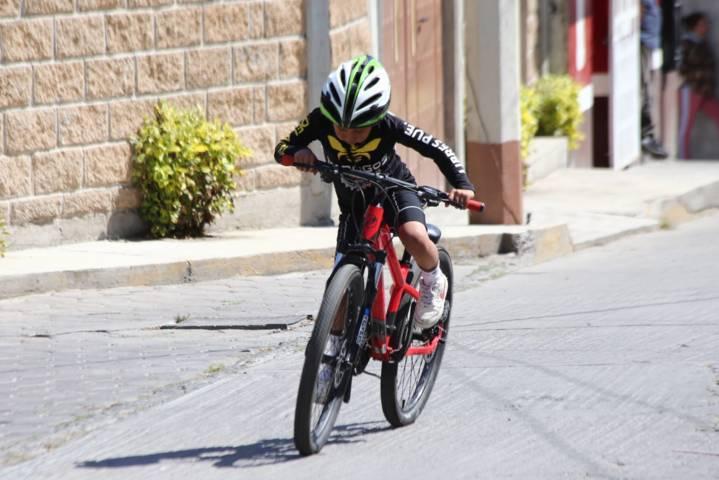 Carrera ciclista en Totolac 