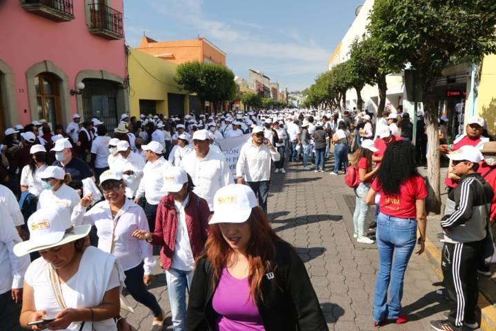 Marchan maestros este 1 de Mayo 