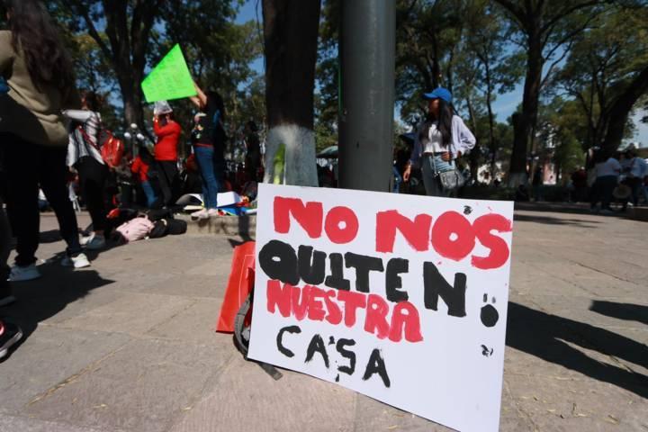 Estudiantes de la Casa de Música de Apizaco protestan por cierre de este espacio