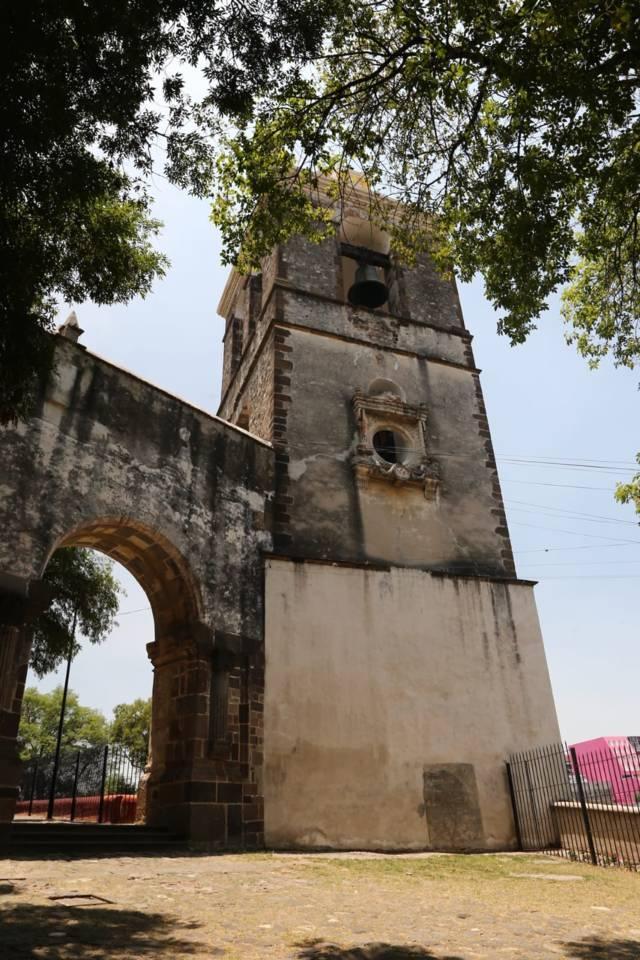 Tlaxcaltecas vandalizan placa de patrimonio de la humanidad de ex convento de San Francisco