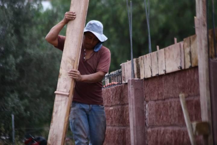 Celebran trabajadores de la construcción el Día de la Cruz 