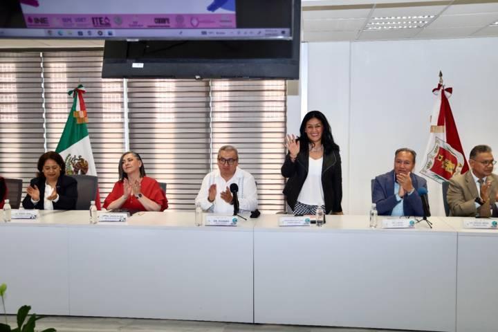 Participa Presidenta del TSJ en abanderamiento de las Niñas Legisladoras Federales de Tlaxcala   