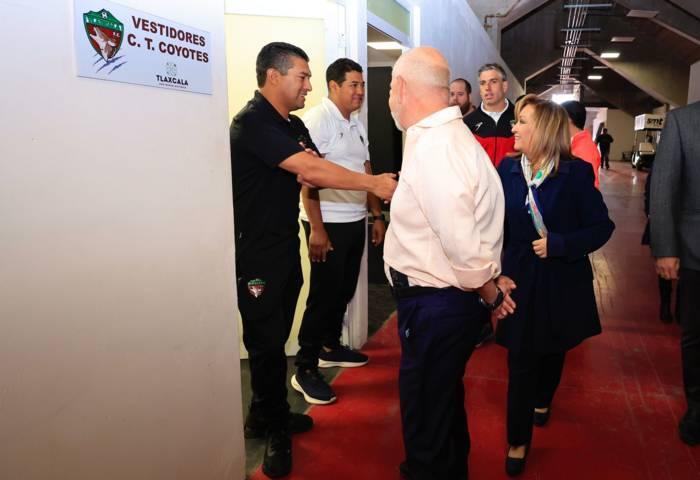 Respalda Gobernadora Lorena Cuéllar al equipo de futbol “Club Coyotes” de Tlaxcala