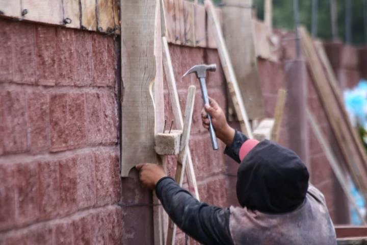 Celebran trabajadores de la construcción el Día de la Cruz 