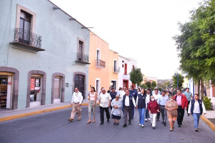 Con más de 800 mil pesos mejoran imagen urbana en Apetatitlan 