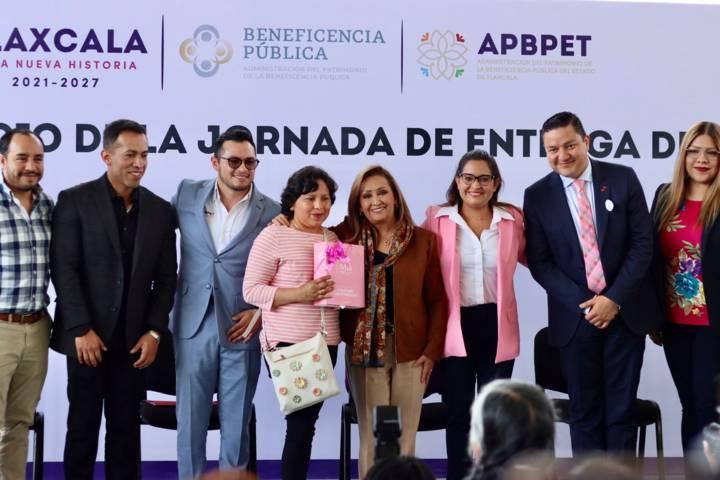 Inicio de la jornada de entrega de prótesis de mama 