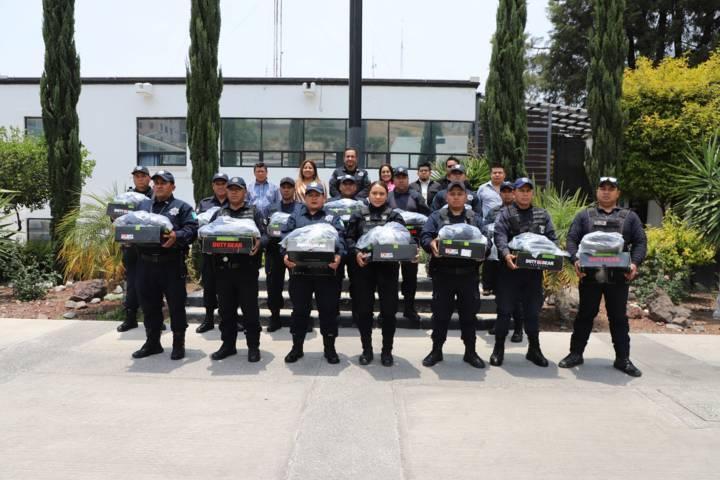 Dotó SSC de uniformes tácticos a 200 elementos de 14 municipios