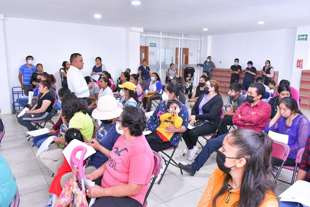 Familias vulnerables de Apetatitlán reciben despensas que inciden a mejorar sus condiciones nutrimentales