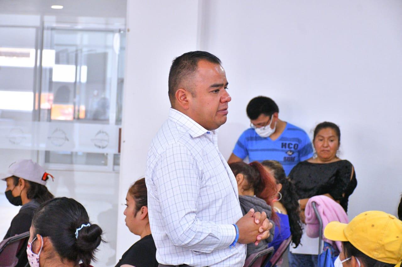 Familias vulnerables de Apetatitlán reciben despensas que inciden a mejorar sus condiciones nutrimentales