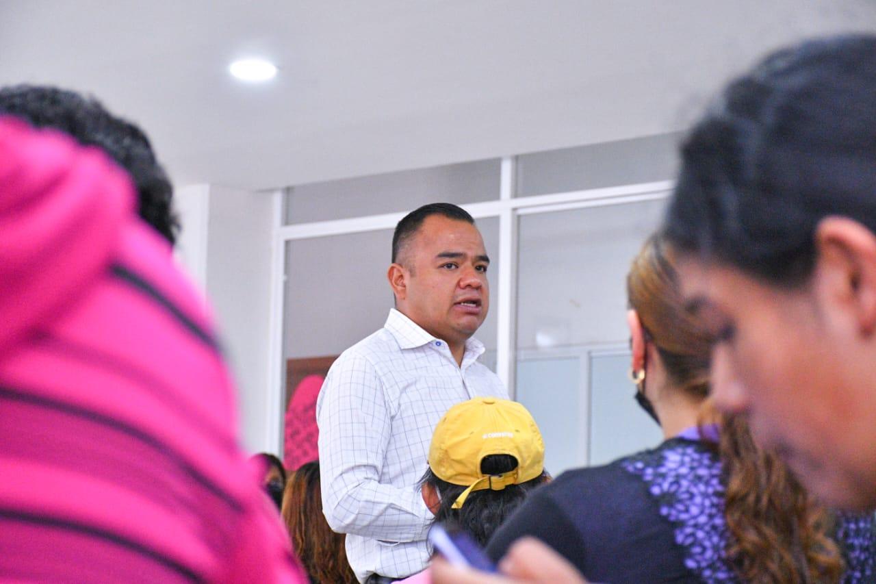 Familias vulnerables de Apetatitlán reciben despensas que inciden a mejorar sus condiciones nutrimentales