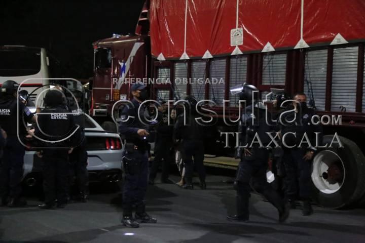 Detienen a sujeto con una fuerte cantidad de dinero durante operativo en vía corta 