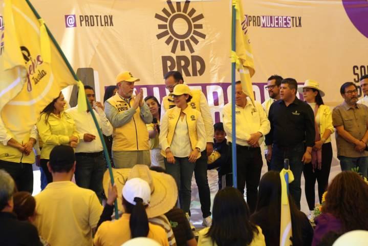 Celebra PRD 34 aniversario de su fundación 