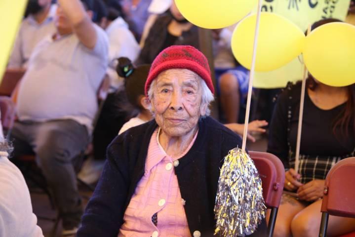 Celebra PRD 34 aniversario de su fundación 