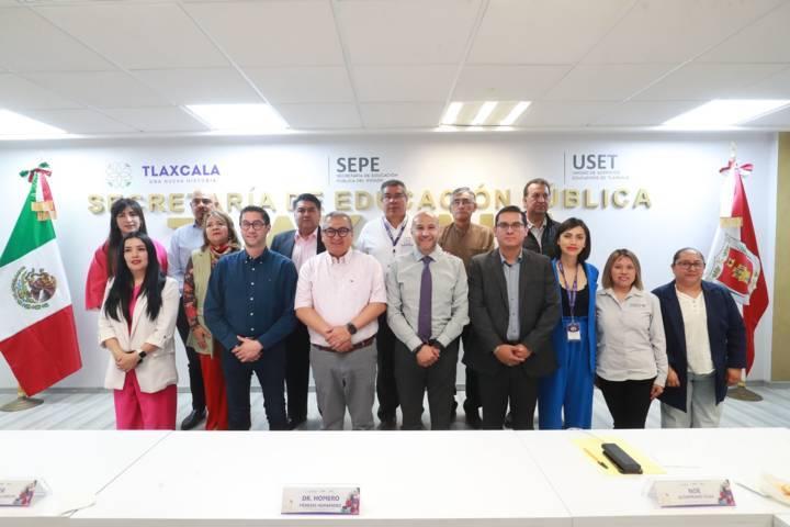Instaló gobierno estatal comité de educación dual en el nivel medio superior