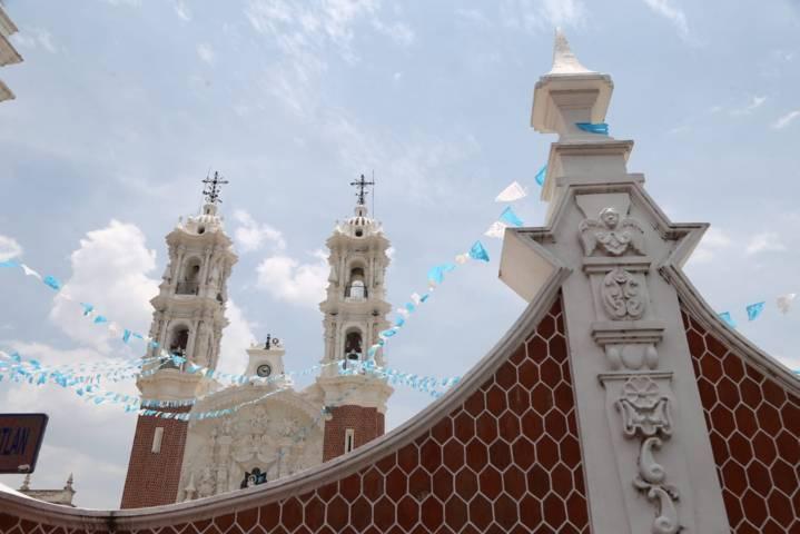 Monumental luce basílica de Ocotlán