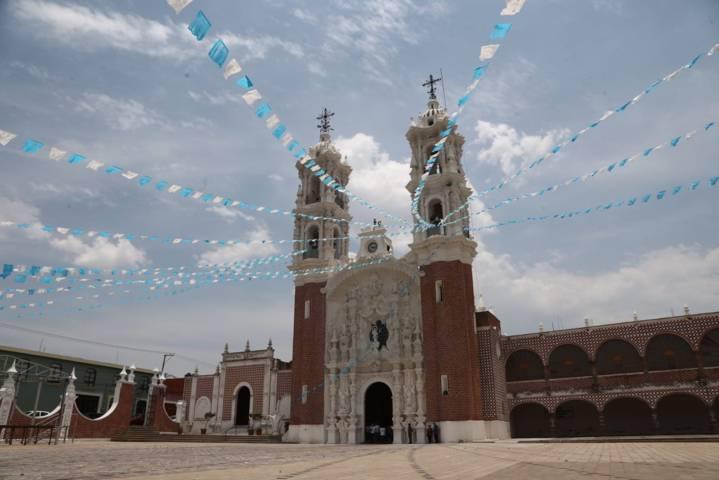 Monumental luce basílica de Ocotlán