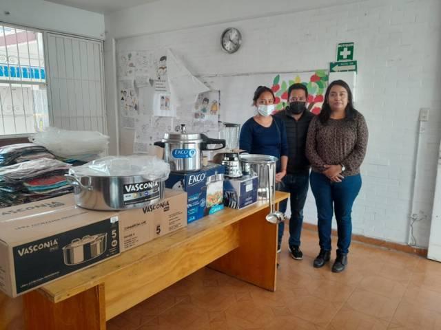 Gracias al apoyo del SEDIF se equipan desayunadores escolares en Chiautempan 