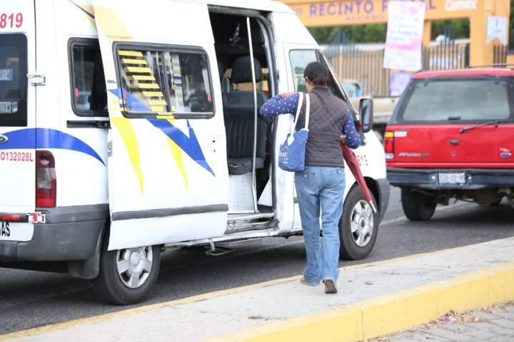 Sorprende ligera lluvia a capitalinos 