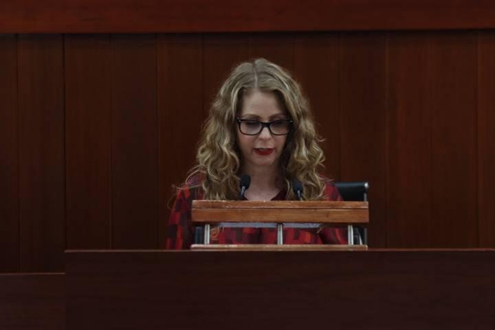 Presenta Marcela González, iniciativa para mejorar el control de los residuos sólidos 