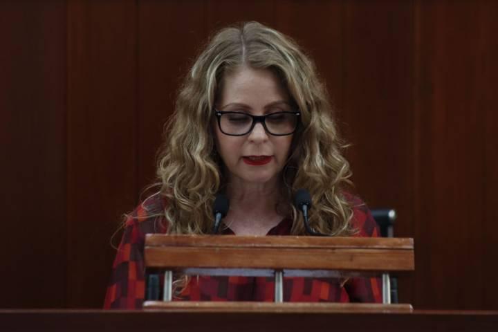 Presenta Marcela González, iniciativa para mejorar el control de los residuos sólidos 