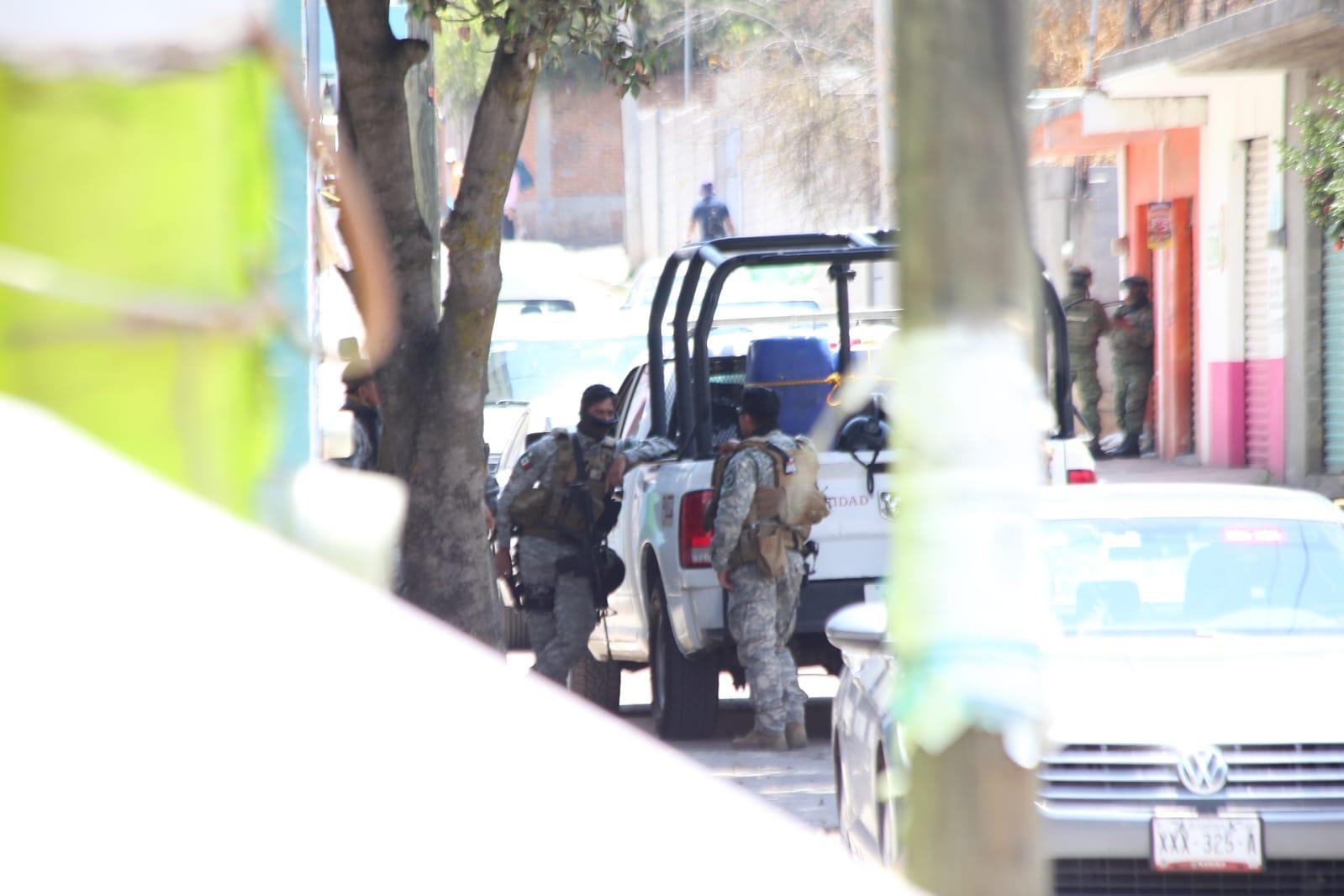 Ejecutan orden de cateo en Acuitlapilco; podría estar relacionada con la desaparición de una persona 