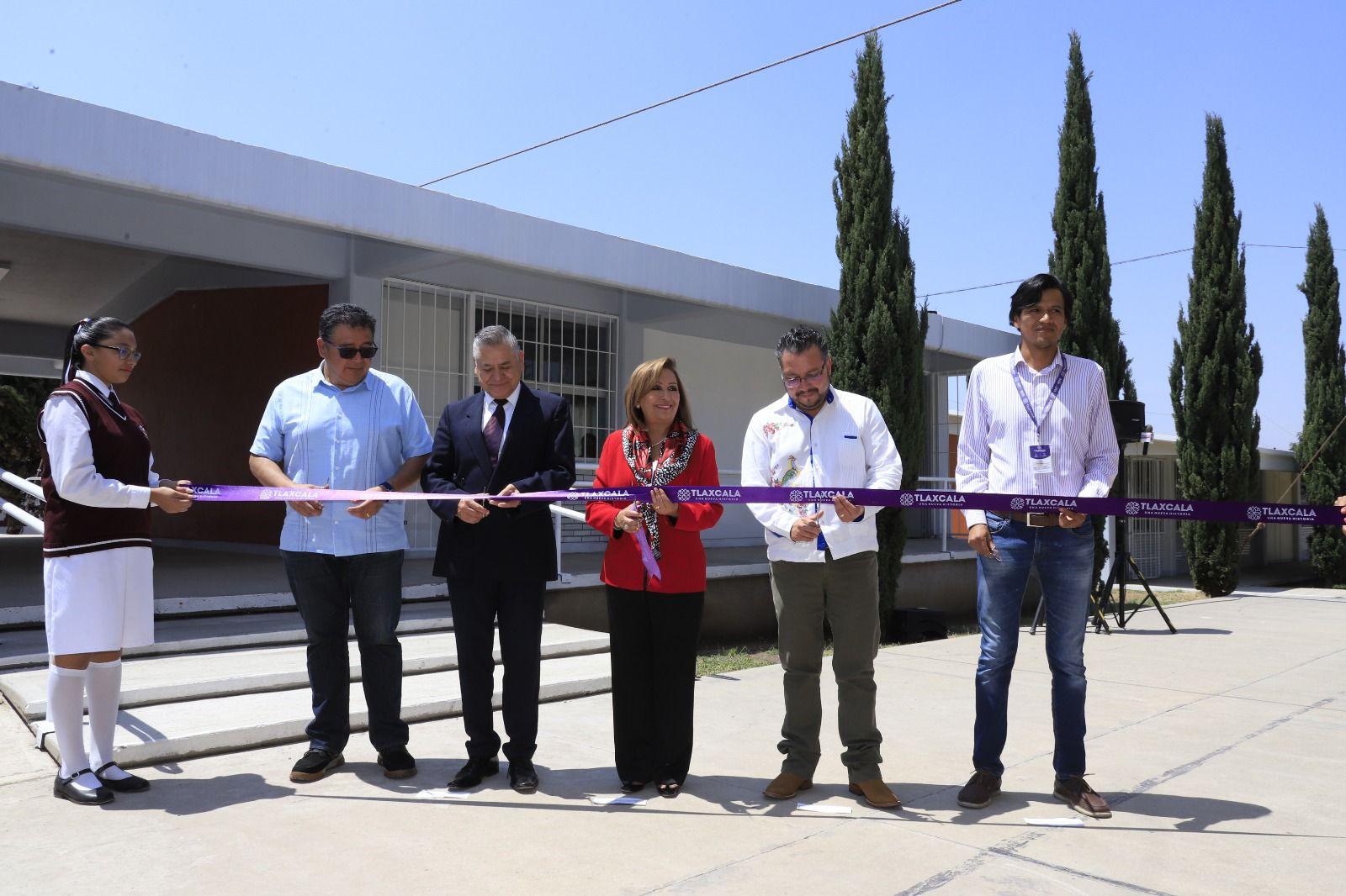 Entregan autoridades infraestructura educativa en Secundaria Técnica Número 51