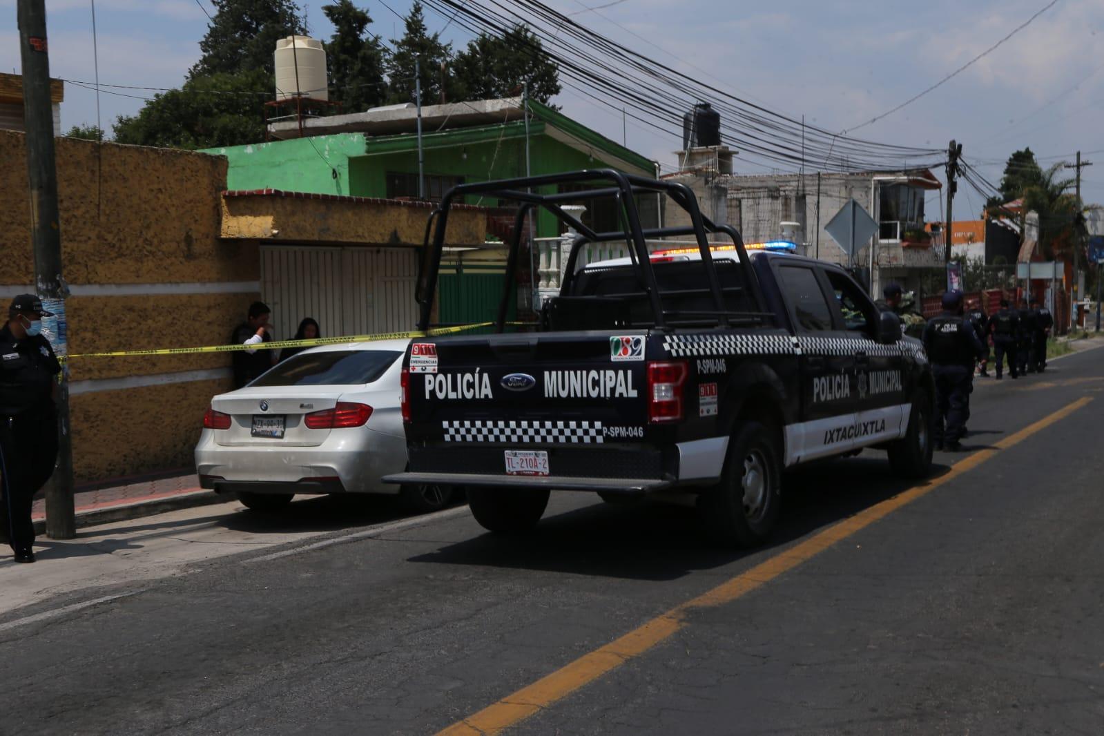 A balazos ultiman a dos hombres a bordo de un vehículo en Popocatla, Ixtacuixtla