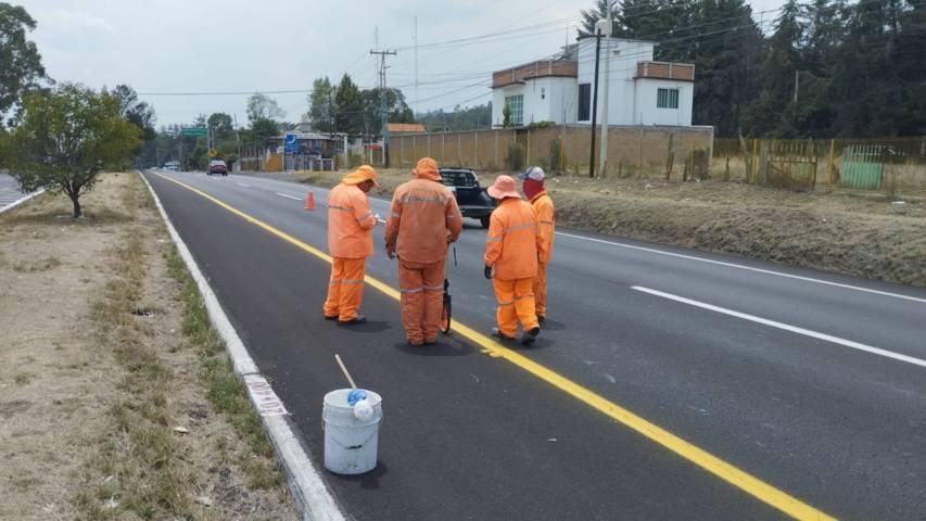 Inician marcado de líneas logarítmicas en la autopista Tlaxcala-Texmelucan en Panotla