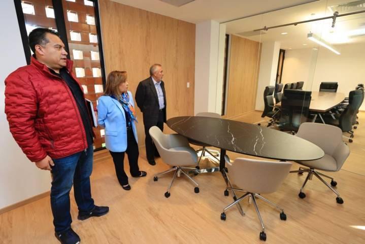 Recorre Gobernadora y autoridades de seguridad las instalaciones del C5I