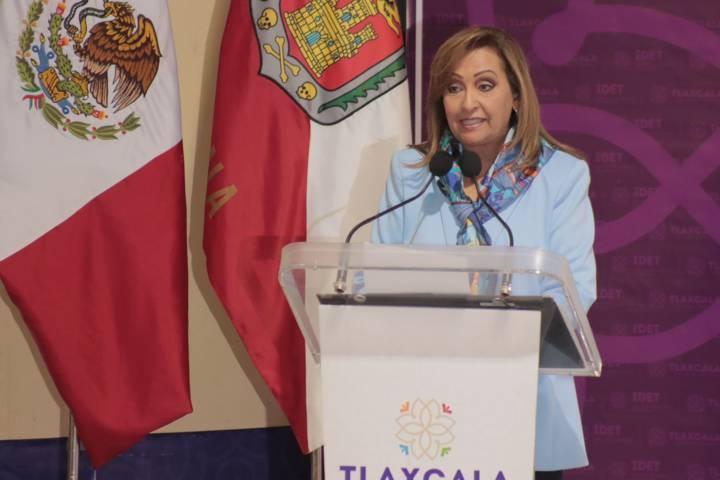 Encabeza Lorena Cuéllar abanderamiento de la delegación tlaxcalteca rumbo a nacionales CONADE 
