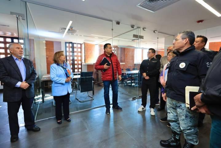 Recorre Gobernadora y autoridades de seguridad las instalaciones del C5I